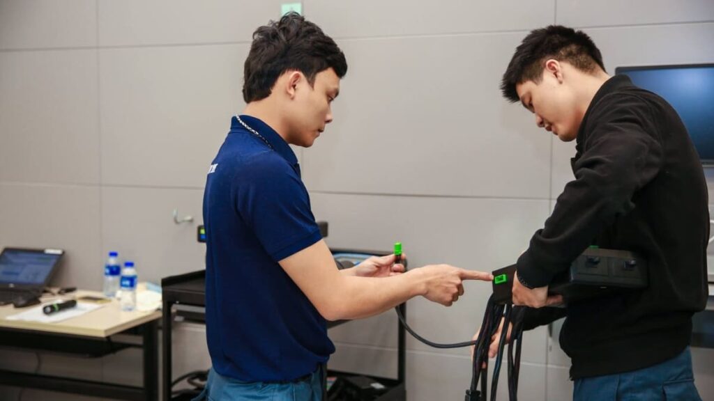 Anh. Đoàn Xuân Trường, CEO và Founder của Topcar-tuning với 10 năm kinh nghiệm trong ngành xe sang và siêu xe, từng làm tại các hãng xe nổi tiếng như Porsche, Volvo.