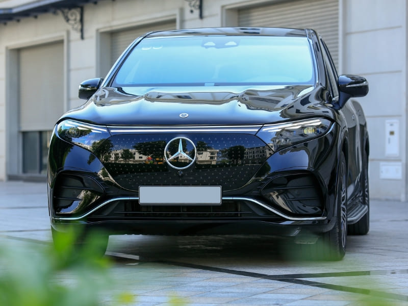 Mercedes EQS SUV 2023