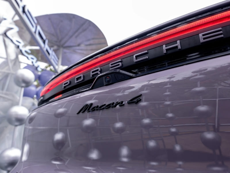 Porsche Macan EV 2024