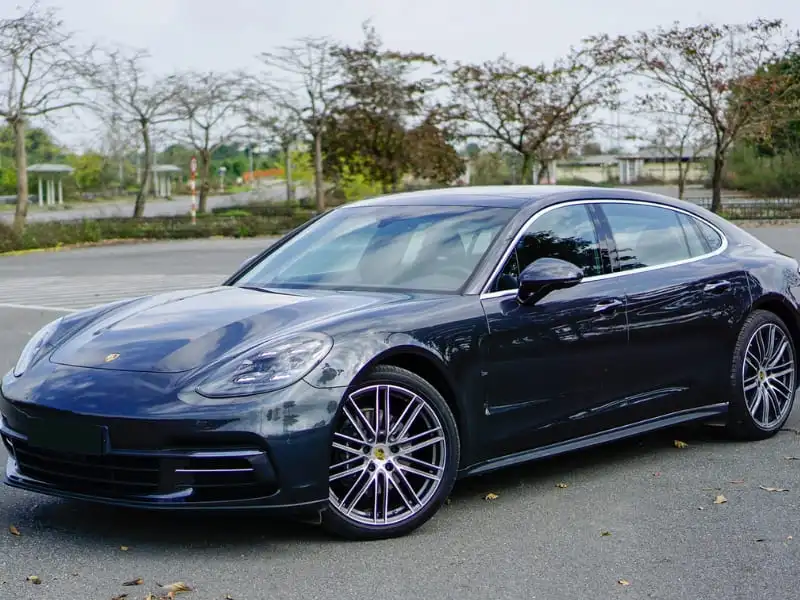 xe Porsche 5 chỗ